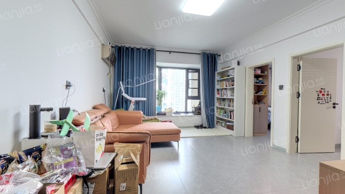 西贵小区二手房实景图