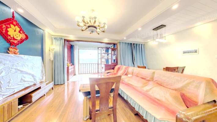 德坤海地亚二手房实景图