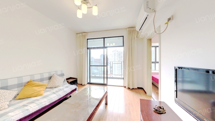 弘邦领邸二手房实景图