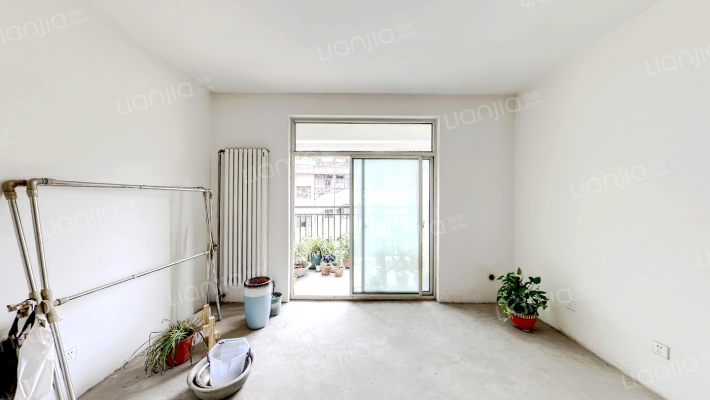 南山新村二手房实景图