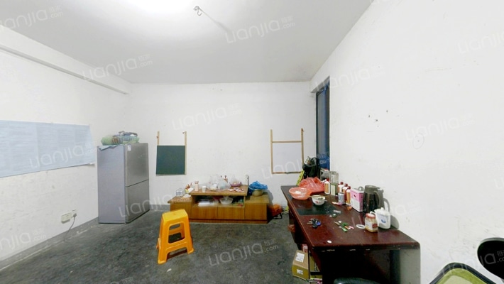 晴楠东苑二手房实景图