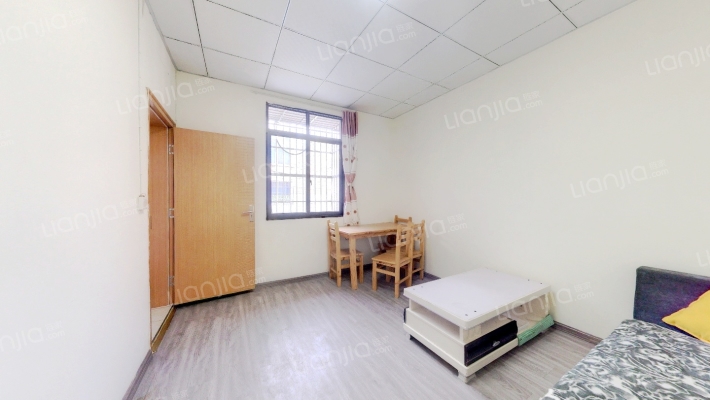 青龙巷13号院二手房实景图