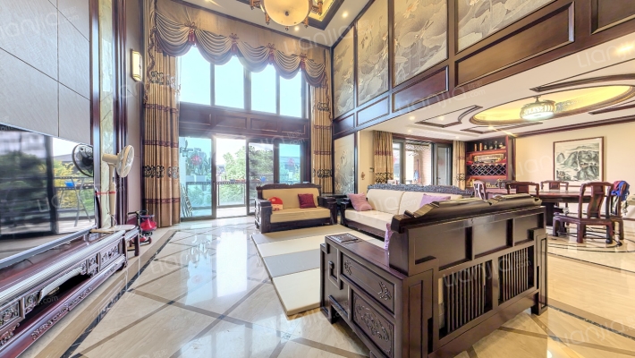 纯水岸东湖天樾二期二手房实景图