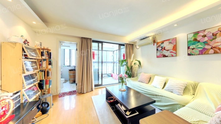 达安河畔雅苑二手房实景图