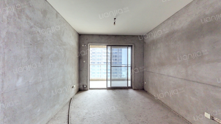 华凯豪庭二手房实景图