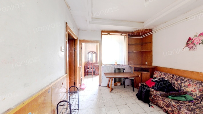 铁六十宿舍二手房实景图