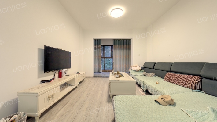 金山御景蓝湾二手房实景图