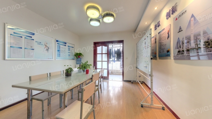 建大洋房二手房实景图