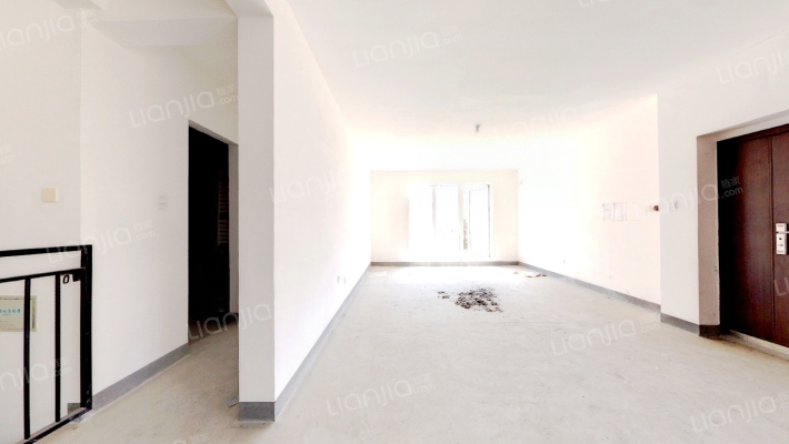 世茂公园美地3号院二手房实景图