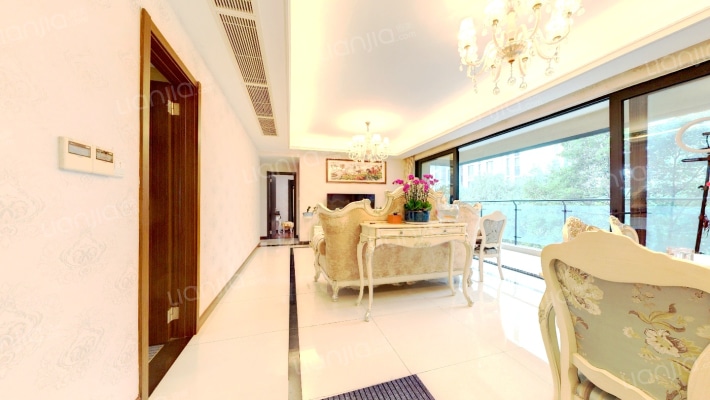 万科五龙山九墅二手房实景图