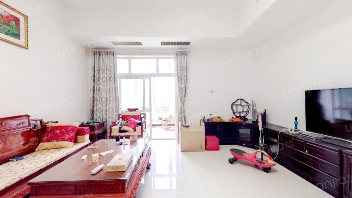 湖光山舍二手房实景图