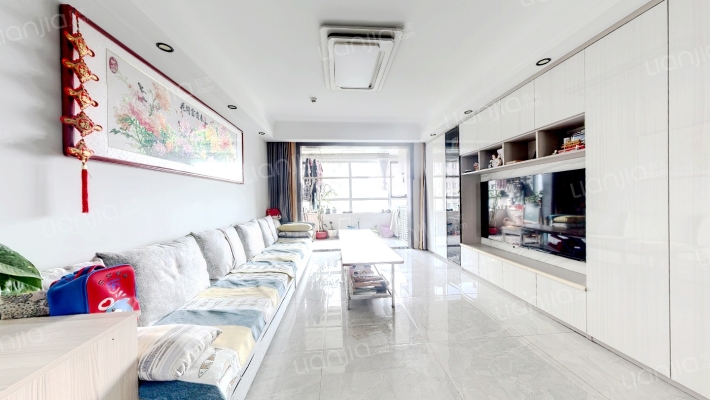 兴宇华府二手房实景图