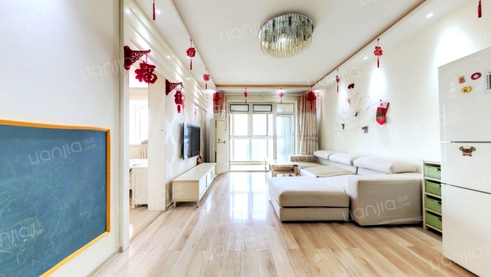 现代逸城二手房实景图