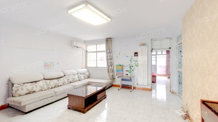 长兴路13号院二手房实景图