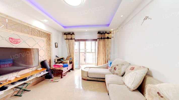 依山居二手房实景图