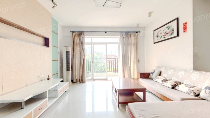 景湖蓝郡一期君兰雅筑二手房实景图