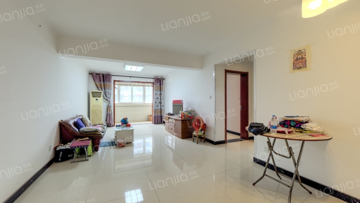 玉林佳苑二手房实景图