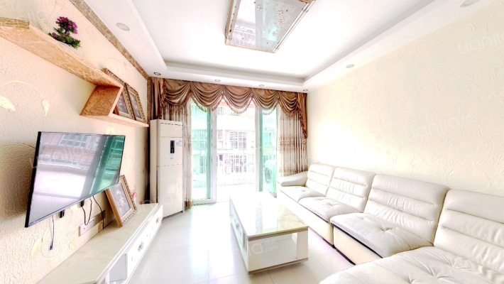 新天地华庭二手房实景图