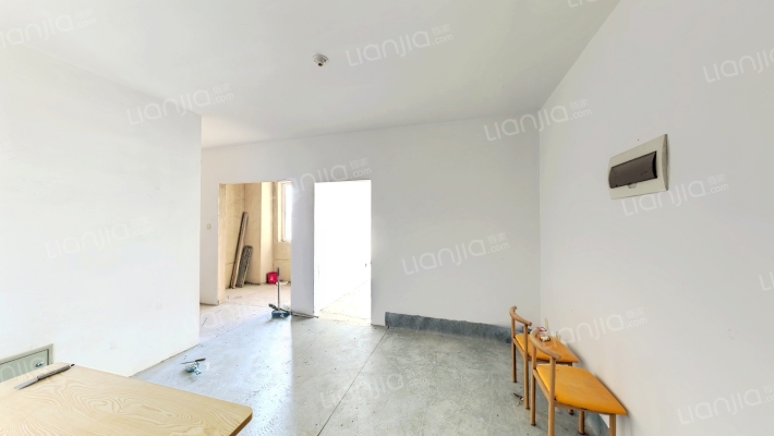 东窑新苑二手房实景图