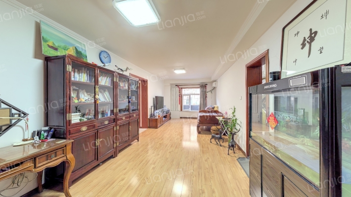 和平公寓二手房实景图