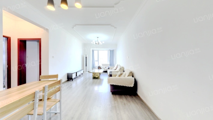 置信丹郡湖岸二手房实景图