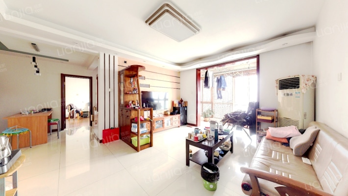 虹畔馨苑二手房实景图