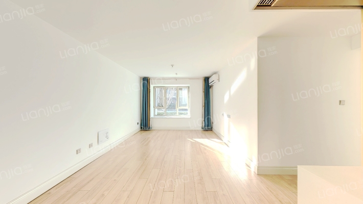 万科滨海大都会观涛苑二手房实景图