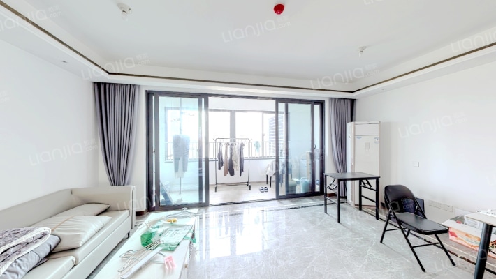 金轮翠雍华庭二手房实景图