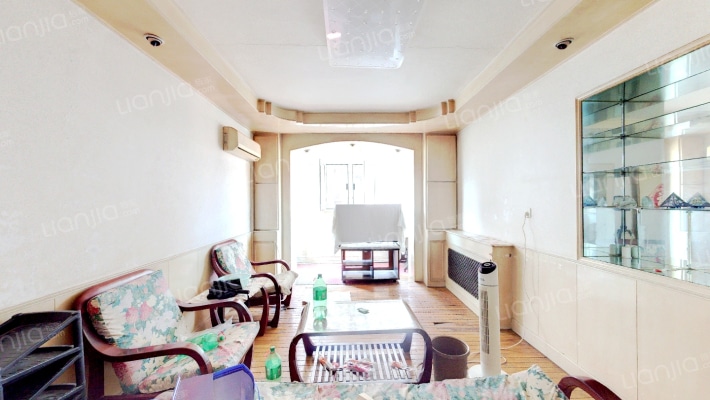 青云街二手房实景图