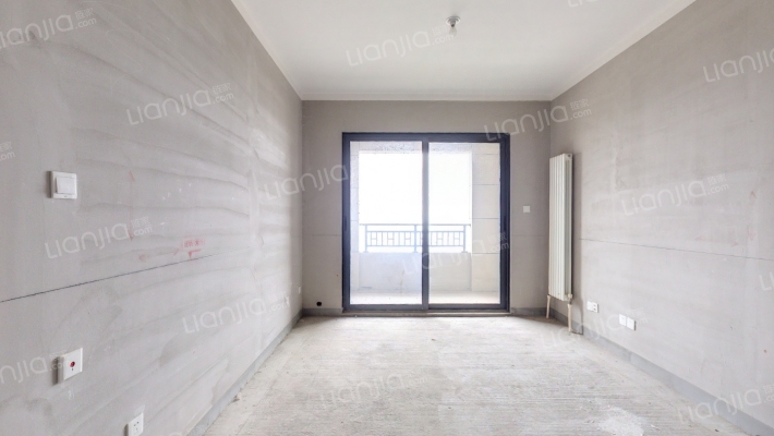 绿地香湖湾2号院二手房实景图