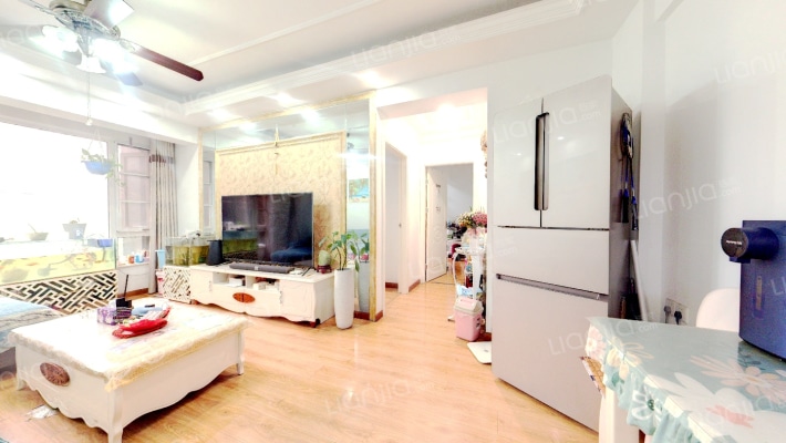 顶琇国际城二手房实景图