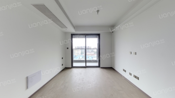 融创滨江映二手房实景图