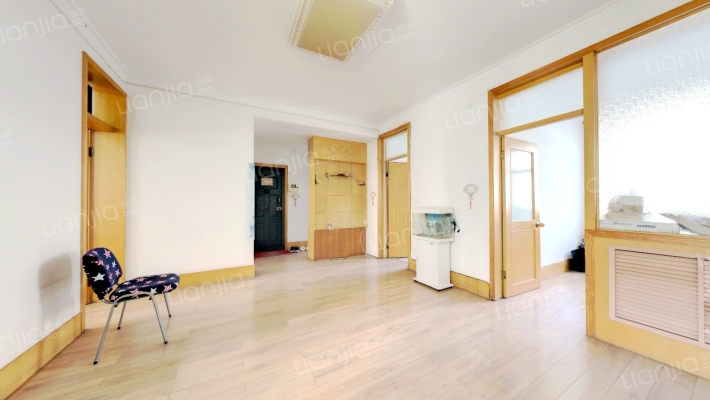 地税局宿舍(莱芜)二手房实景图