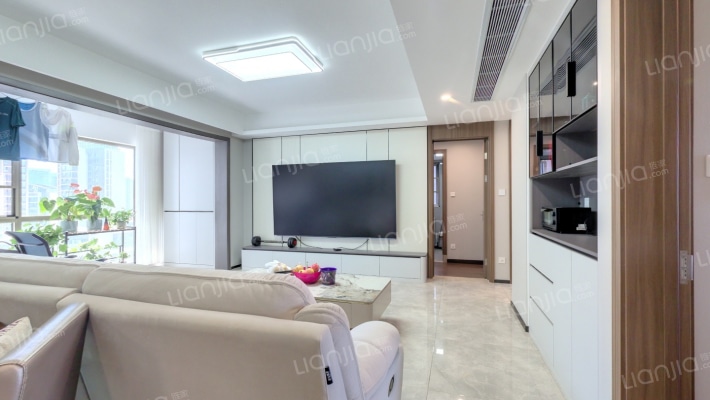 保利云上二手房实景图