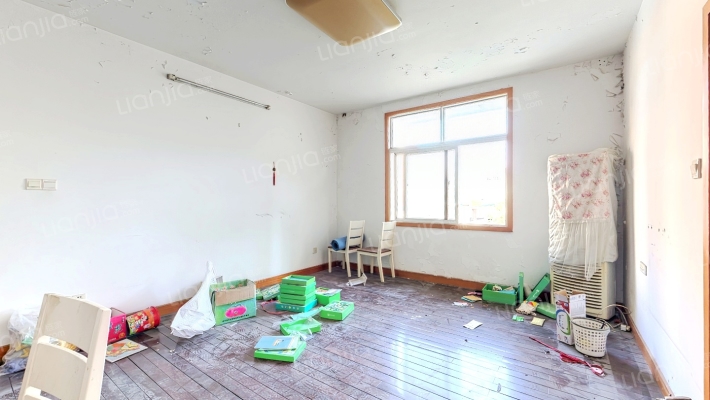 新家园二手房实景图