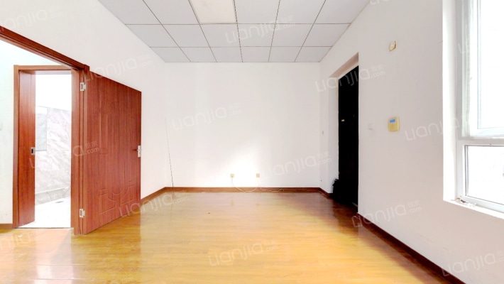 绿地金山名邸（别墅）二手房实景图