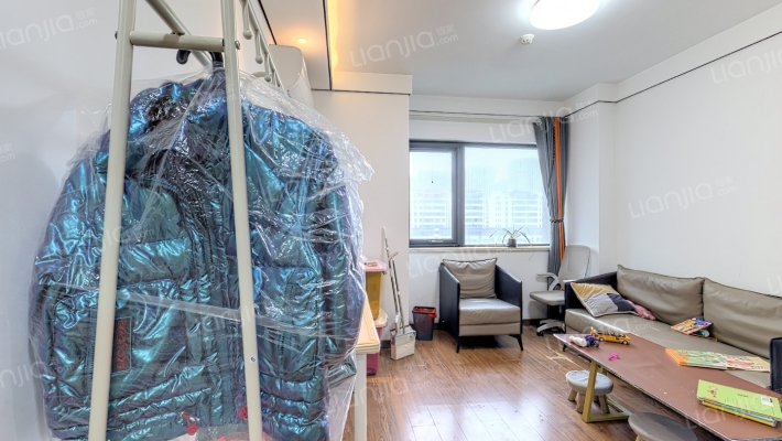 绿都锦苑二手房实景图