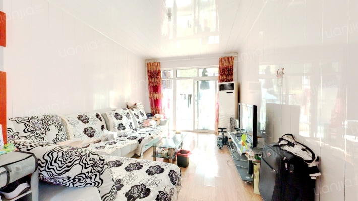 松山后馨苑二手房实景图