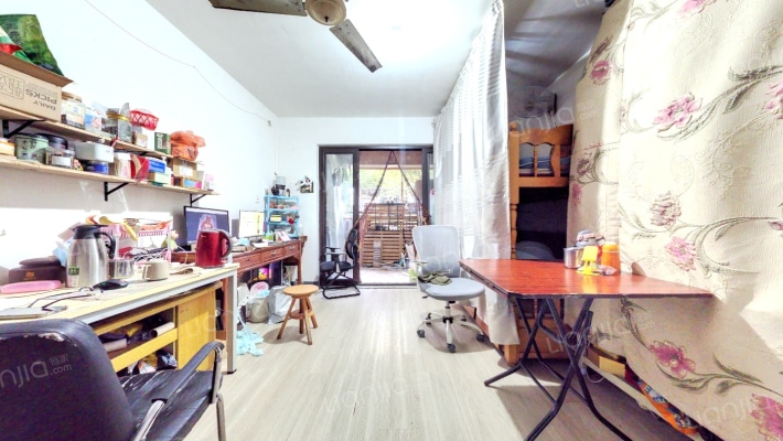 中环国际公寓(三期)二手房实景图