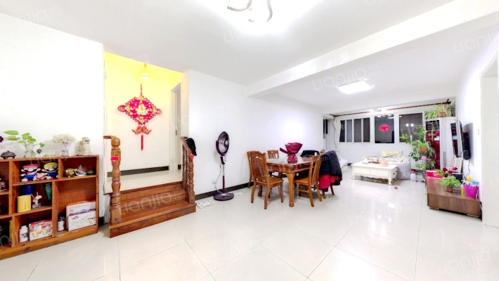 火炬新村二手房实景图