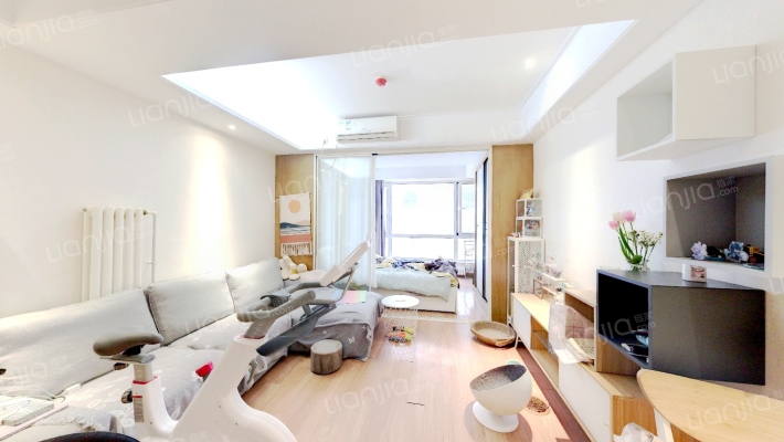 润德广场二手房实景图