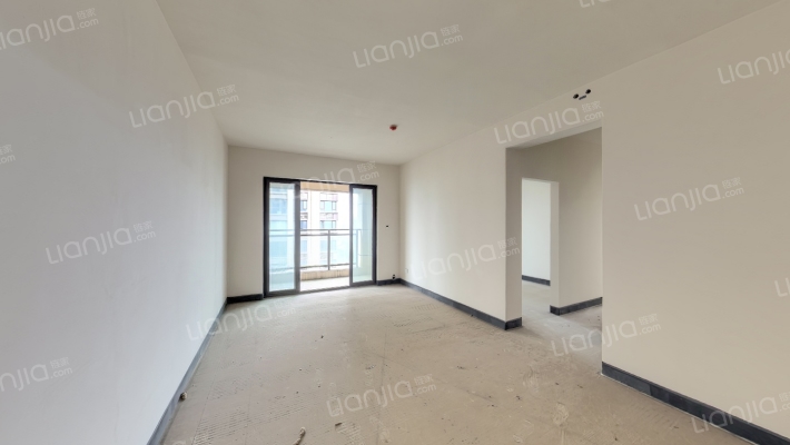 西永九号一组团二手房实景图