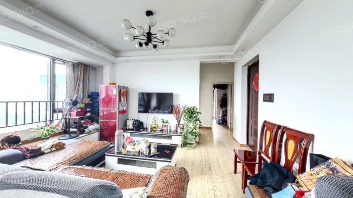 和昌府二手房实景图