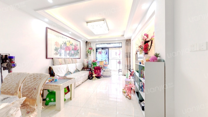 湖畔现代城三期二手房实景图