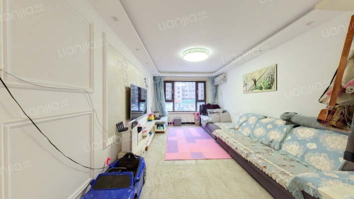 龙泰檀香苑三期二手房实景图