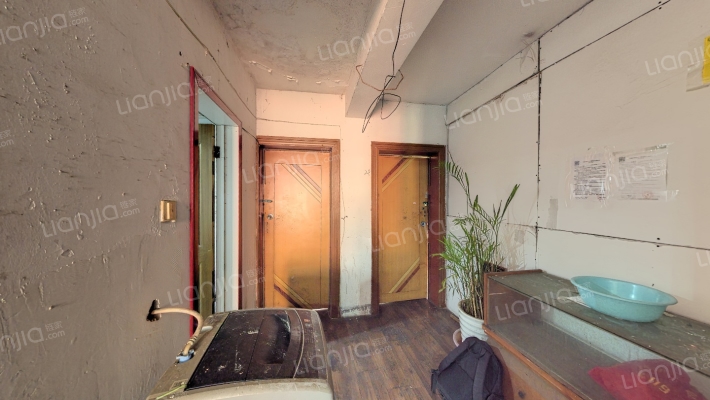 泰伯花苑一区二手房实景图