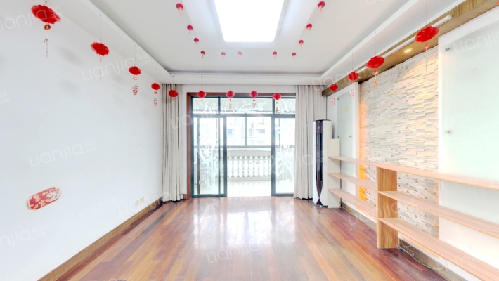 东方龙苑二手房实景图