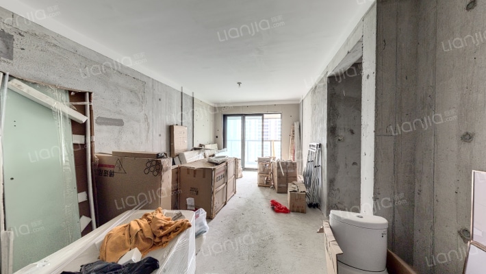 南益·名士豪庭二手房实景图