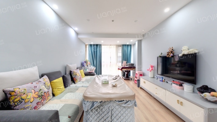 中天世纪新城半山居二手房实景图