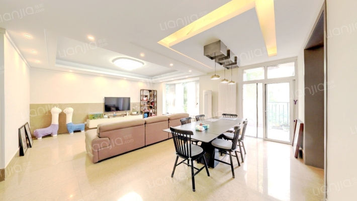 蓝谷地三四期二手房实景图